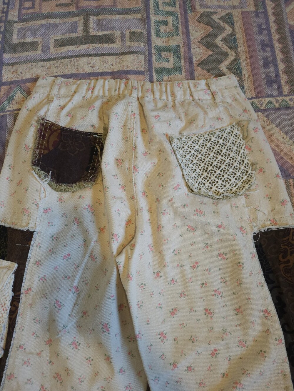 POL Patchwork Pants Size Large - Picture 10 of 12